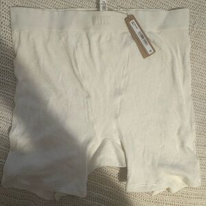 SKIMS Women's Boxer Briefs Size Large
